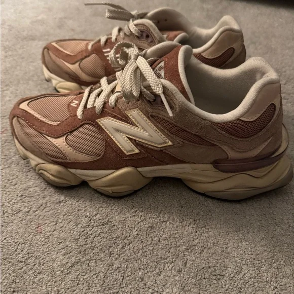 New Balance 9060 - Picture 3 of 10